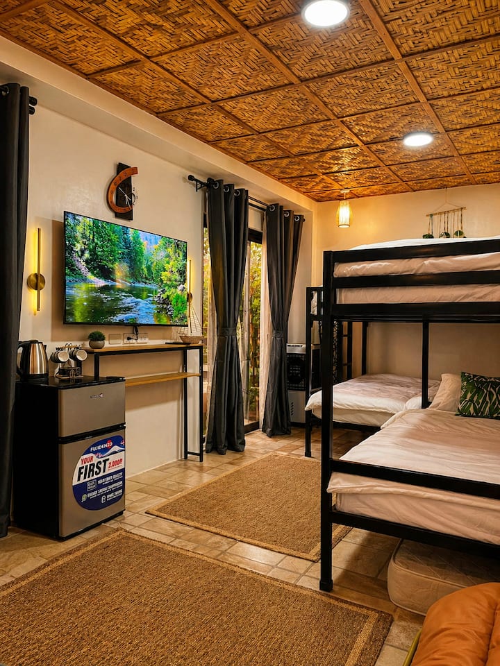 Deluxe Room In Elaia Beach Resort - Mariveles