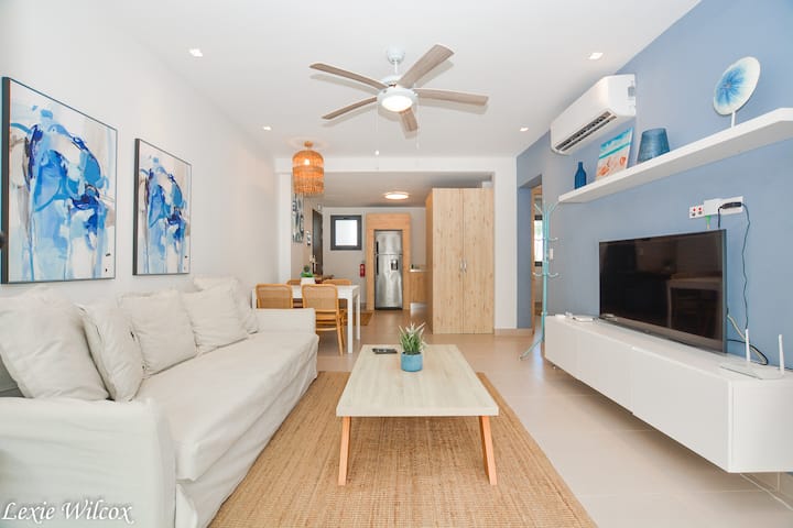 Modern Condo With Beach Access To Playa Turquesa - Punta Cana