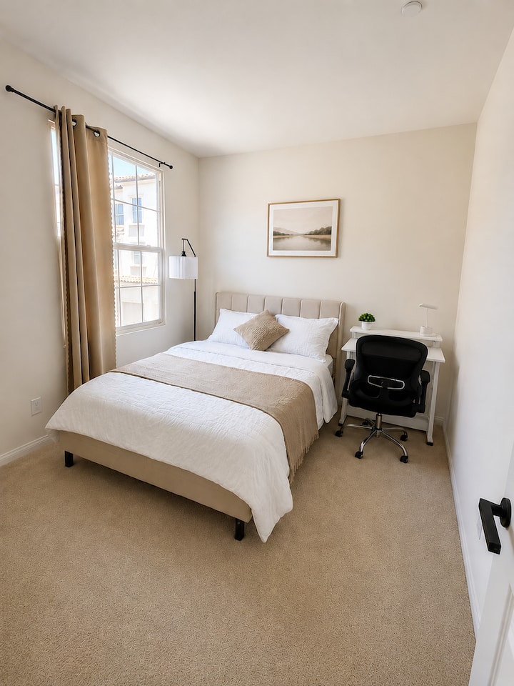 Irvine  Shared Home Near Kaiser | Private Bath - Aliso Viejo, CA
