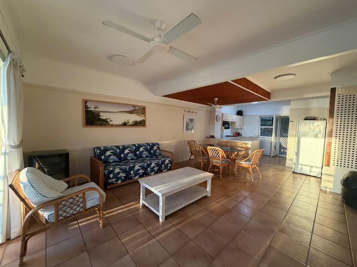 Waterfront Villa At Tangalooma Resort - Tangalooma