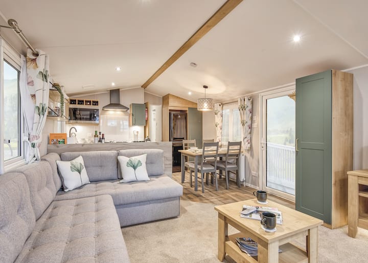 Signature 2 Bed Caravan Pet - Alnwick