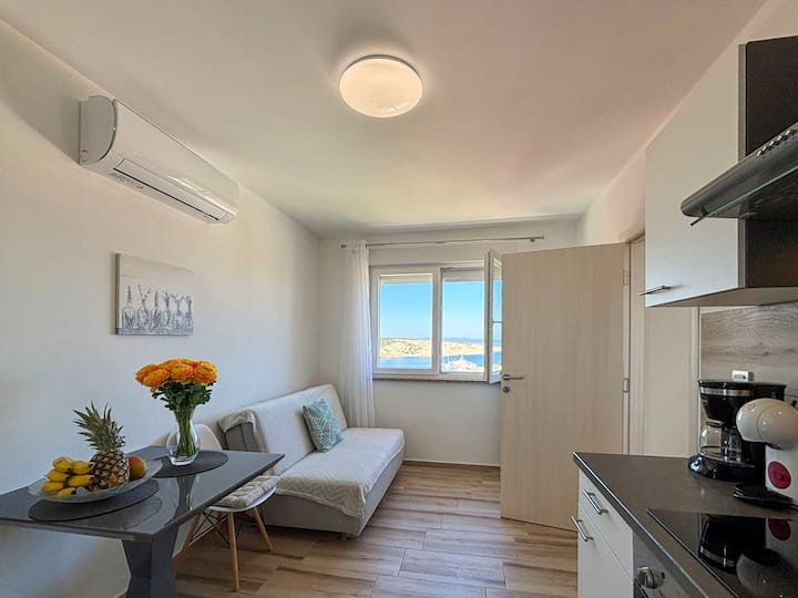Villa Mare By Interhome - Lopar