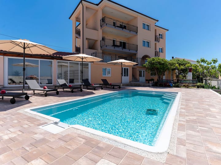 Villa Mare By Interhome - Lopar