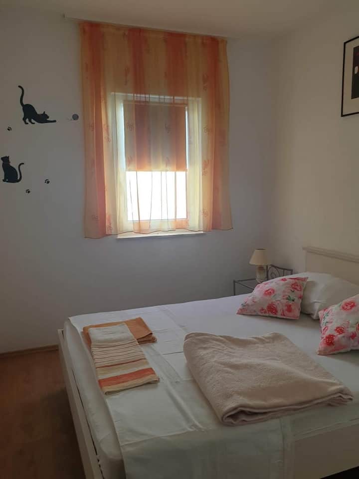 Dhoma e gjumit nr. 2, Sipërfaqja: 15 m²