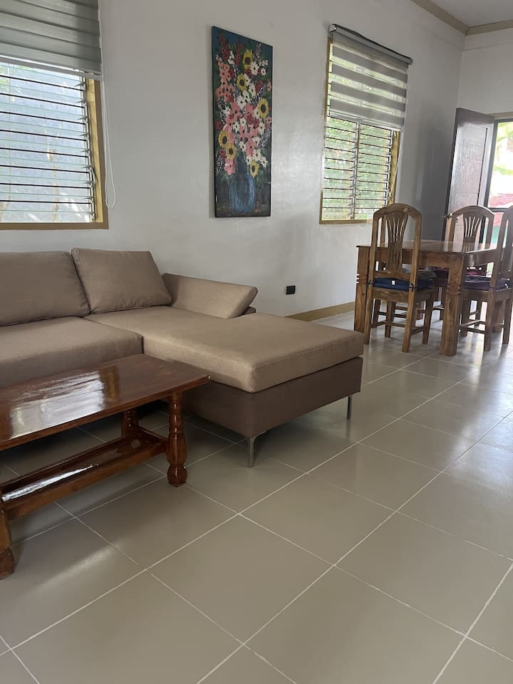 2br Entire House W/ Pool Near Alona Beach - Panglao