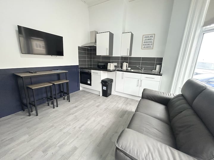 Ground Floor-appartement-confort-salle De Bain Pri - Lytham St Annes