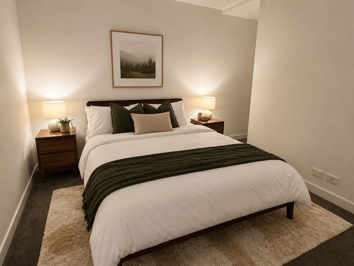 Chambre avec accès au balcon (store occultant)