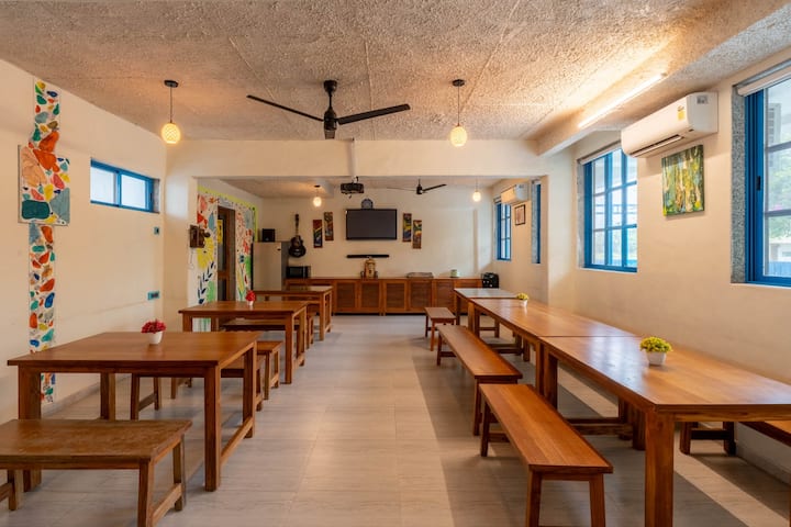 Mama’s House 12 Family Room - Alibag