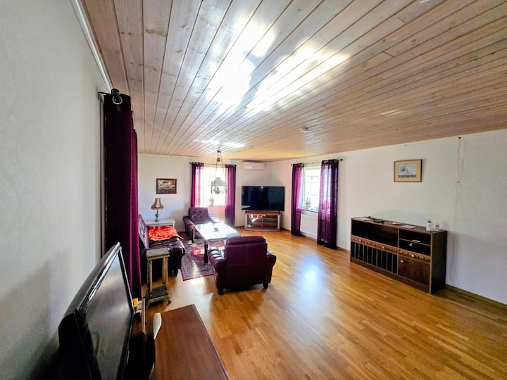 Lungt Och Fridfullt Hus I ÖVra Sandby - Borgholm