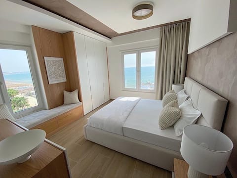 Top Airbnb: The Pearl Suite | Golden Sunset | 180°Sea View in Rashbull