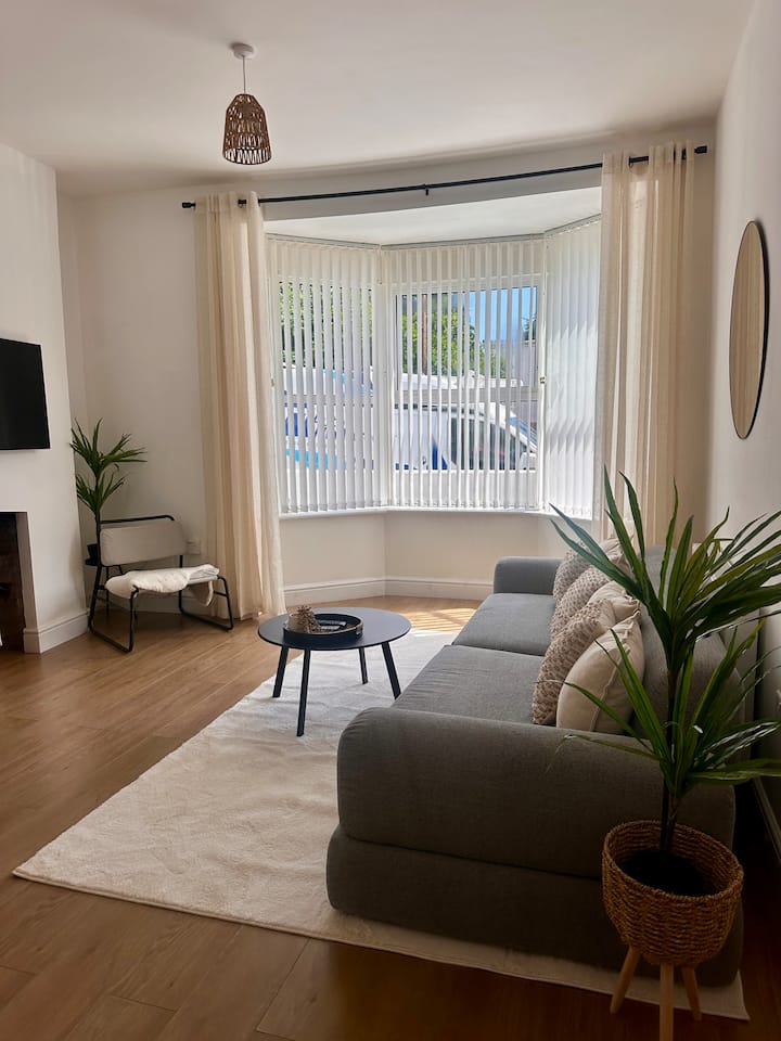 Plymouth Monthly Stay; Central, Parking, Garden - Plymouth