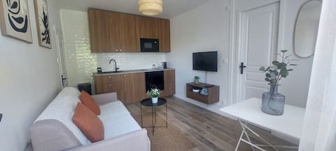 Successful Airbnb property: Louis Apartment, 10 Minutes from Paris in Alfortville