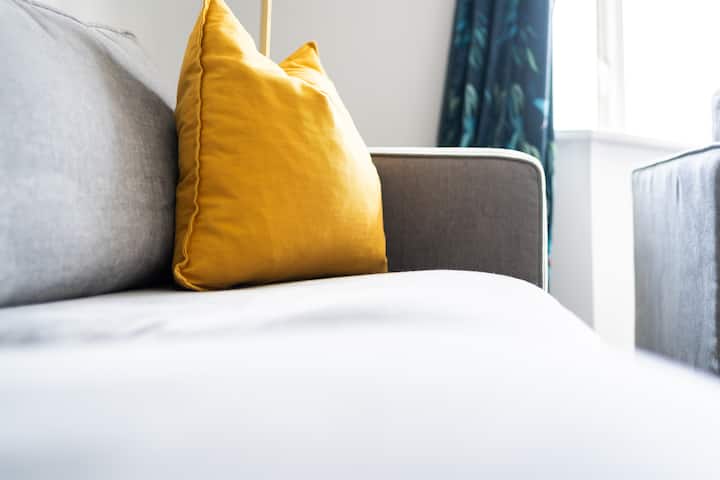 #150 Bright Apt – Westbourne Area - Sleeps 7 - Bournemouth