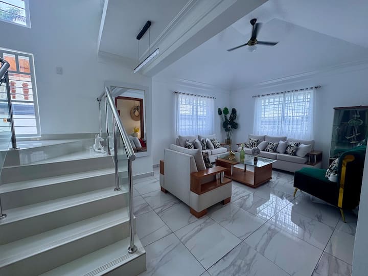 Luxury 5br Villa W/ Private Pool & Jacuzzi. - Puerto Plata