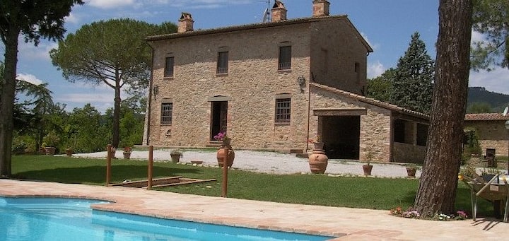 Nella Quiete Del Verde Agriturismo Umbro - Umbrië