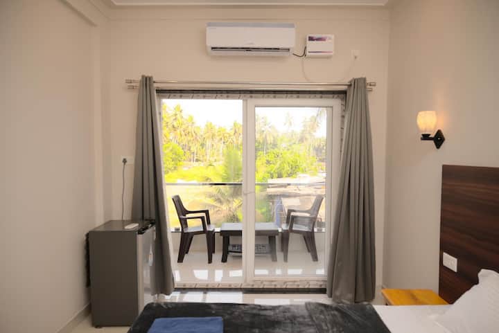 Balcony image 1
