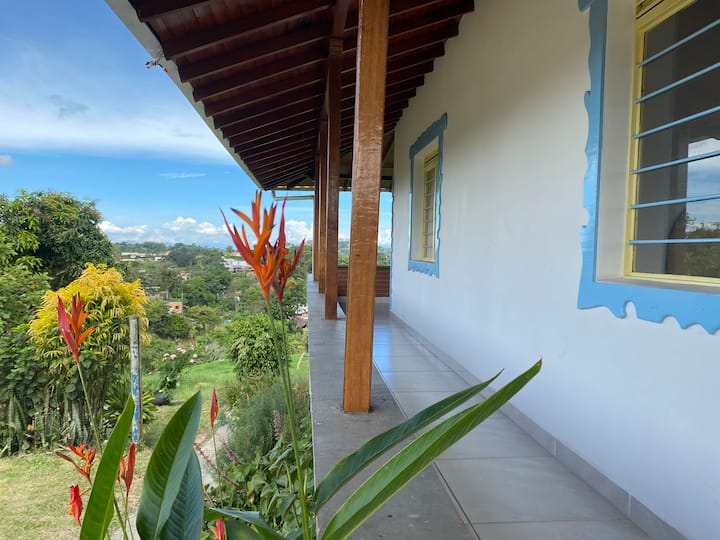 Casa Campestre, Piscina Y Hemosos Paisajes - Pereira, Colombia
