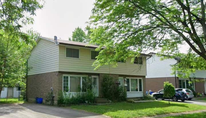 Niagara Falls House Rental With Four Bedrooms - Niagara Falls