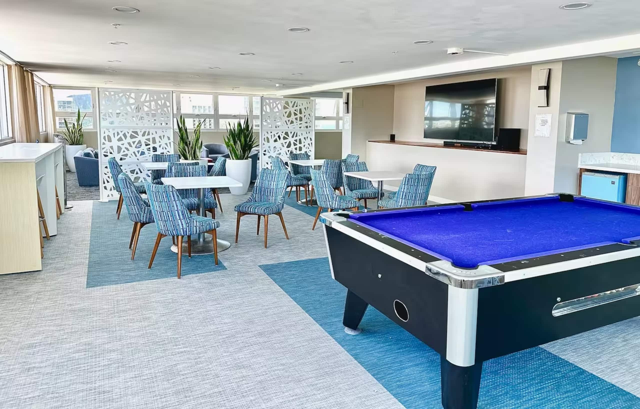 Condo in Honolulu · ★5.0 · Studio · 2 beds · 1 private bath - Image 46