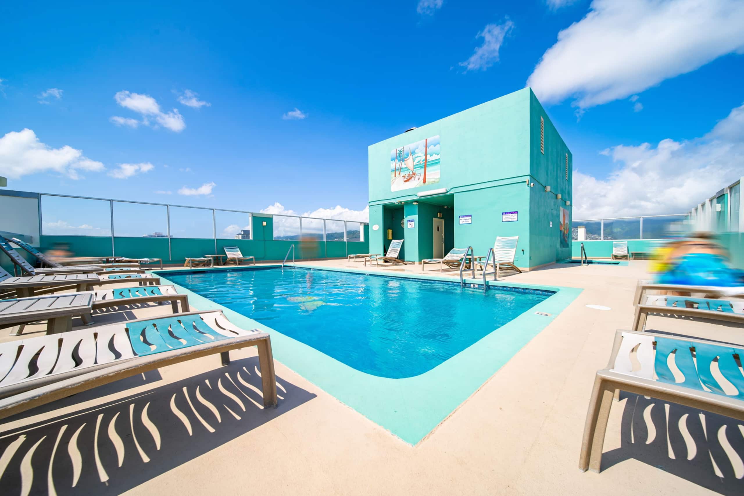 Condo in Honolulu · ★5.0 · Studio · 2 beds · 1 private bath - Image 27