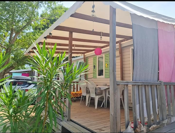 Bungalow Familial à 300m De La Plage - Gruissan