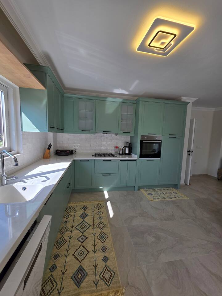 Orman Manzaralı Havuzlu 4+1 Villa - Akyaka