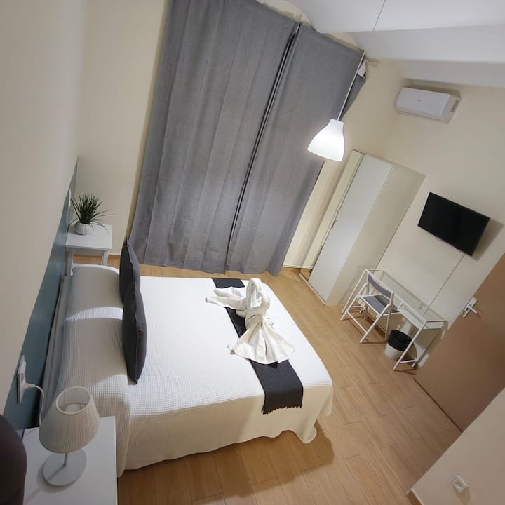Habitación Doble Con Baño Privado. - Barcelone