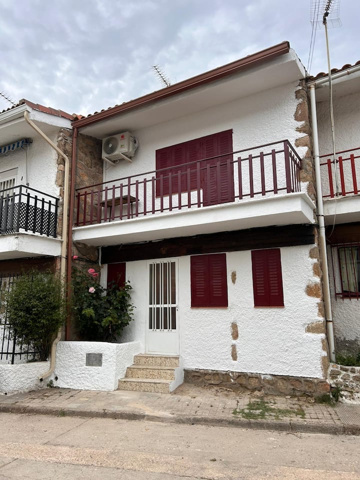 Villa Florecilla - La Adrada