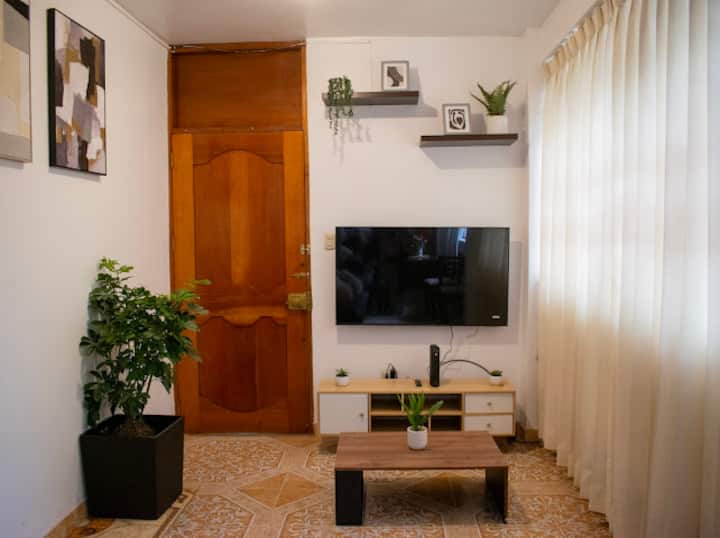 Moderno Departamento Para 4 | Luz + Full Equipado - Cusco