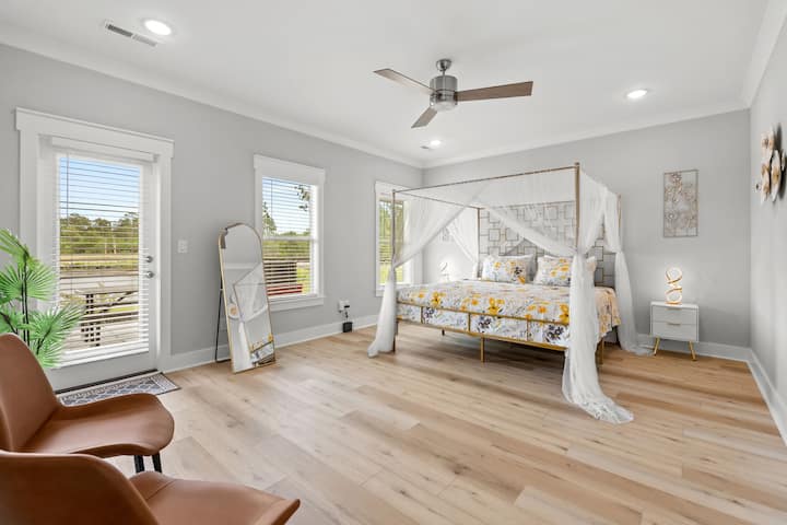 5kings Waterfront Villa Near Golf Beach Barefoot - North Myrtle Beach, SC