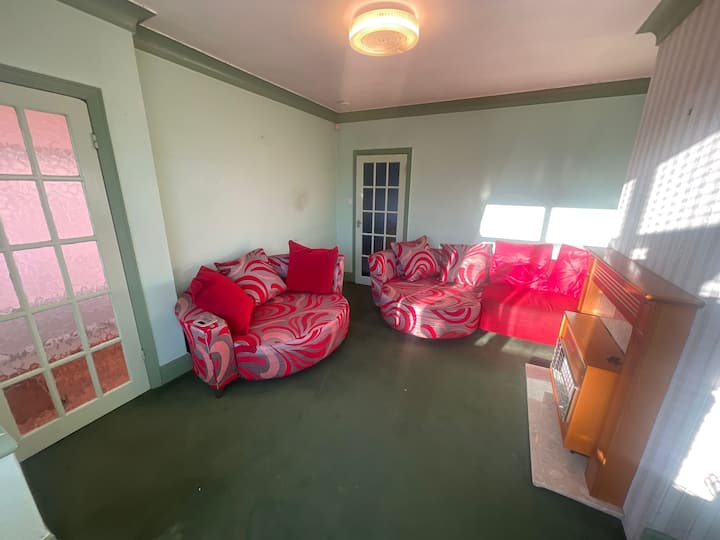 Peaceful Area Near Historic Saltaire - Bradford