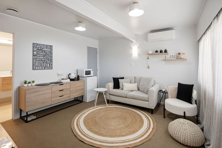 Relaxing Beachside Retreat - Whangārei