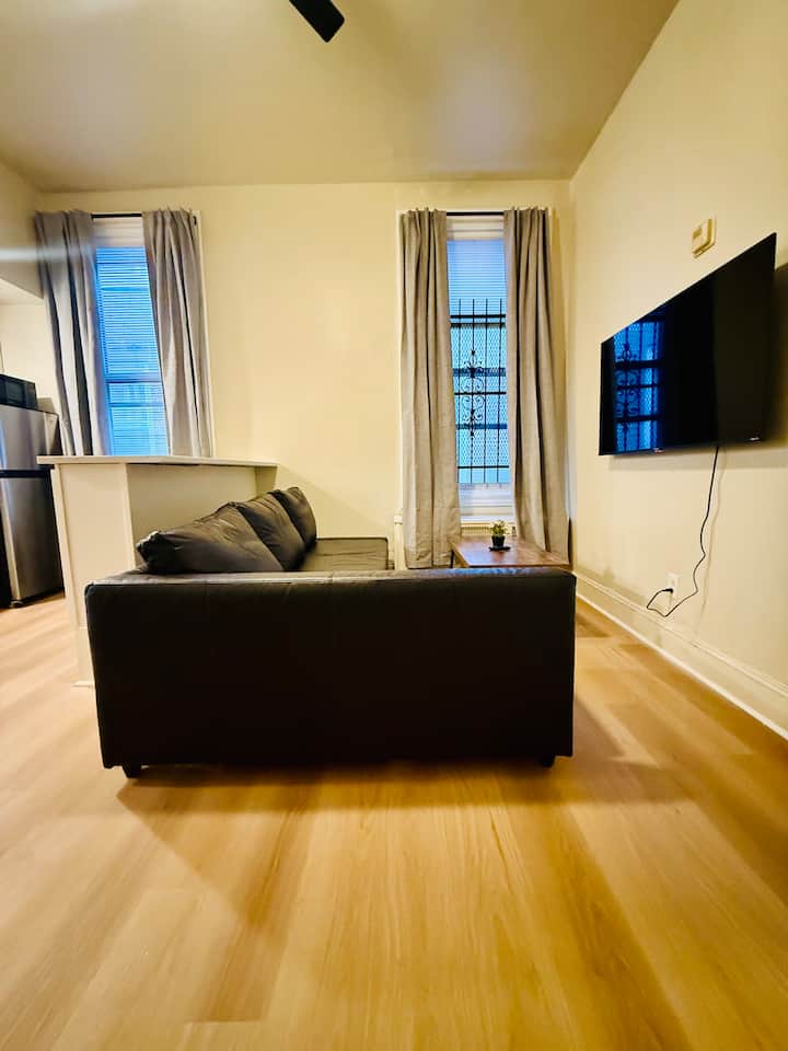 Rittenhouse 1br | Sleeps-4 | Quiet | Central - Juniata, PA