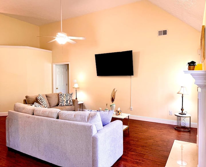 Peaceful Retreat | Relax, Reconnect & Unwind - McDonough, GA