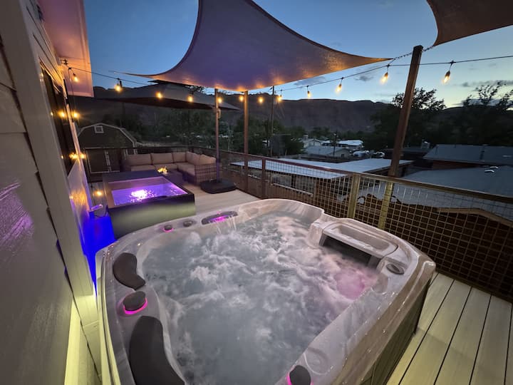 Zen Luxury Retreat - Hot Tub, Cold Plunge, Sauna - Moab, UT