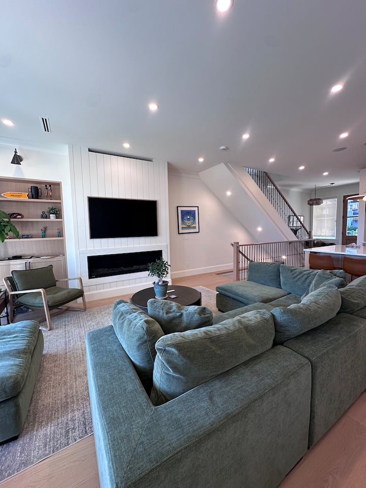 North Shore Luxury Retreat - North Vancouver