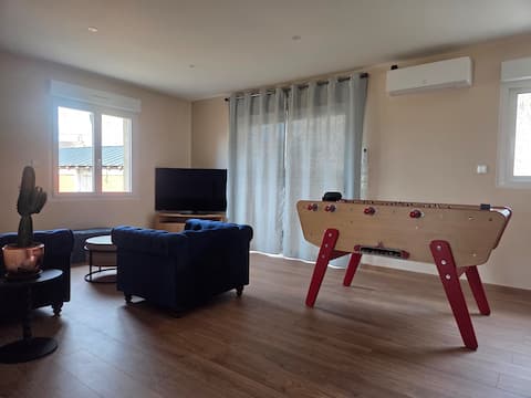 Top Airbnb: New house near the 24 Hours of Le Mans circuit with parking in Arnage