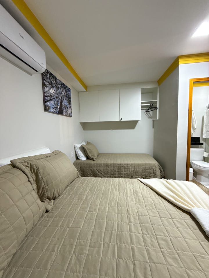 Suite 7 / 1ºandar/piscina/ar Cond/12min De S.negra - Amparo