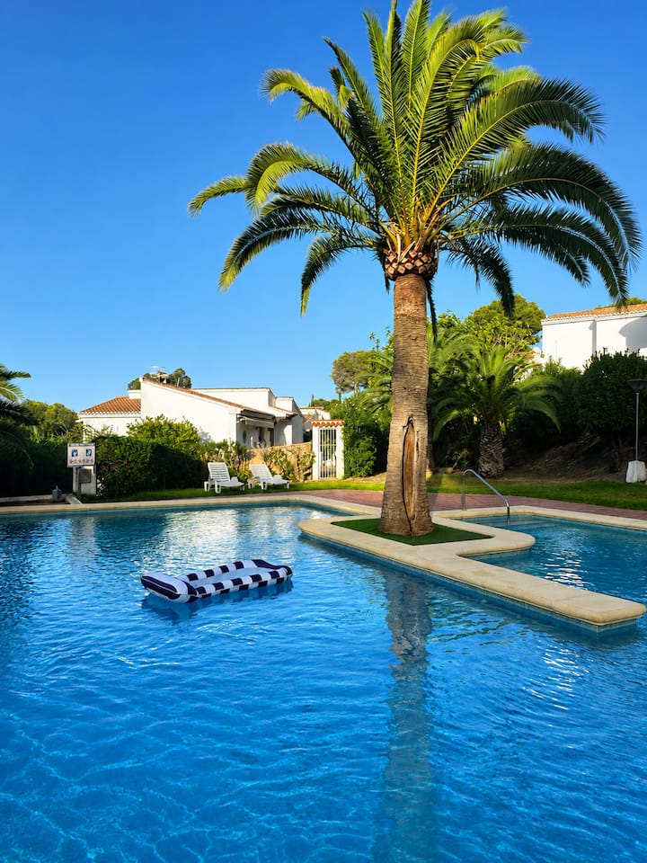 Casa Mer. Amplia Casa Con Piscina Compartida - Moraira