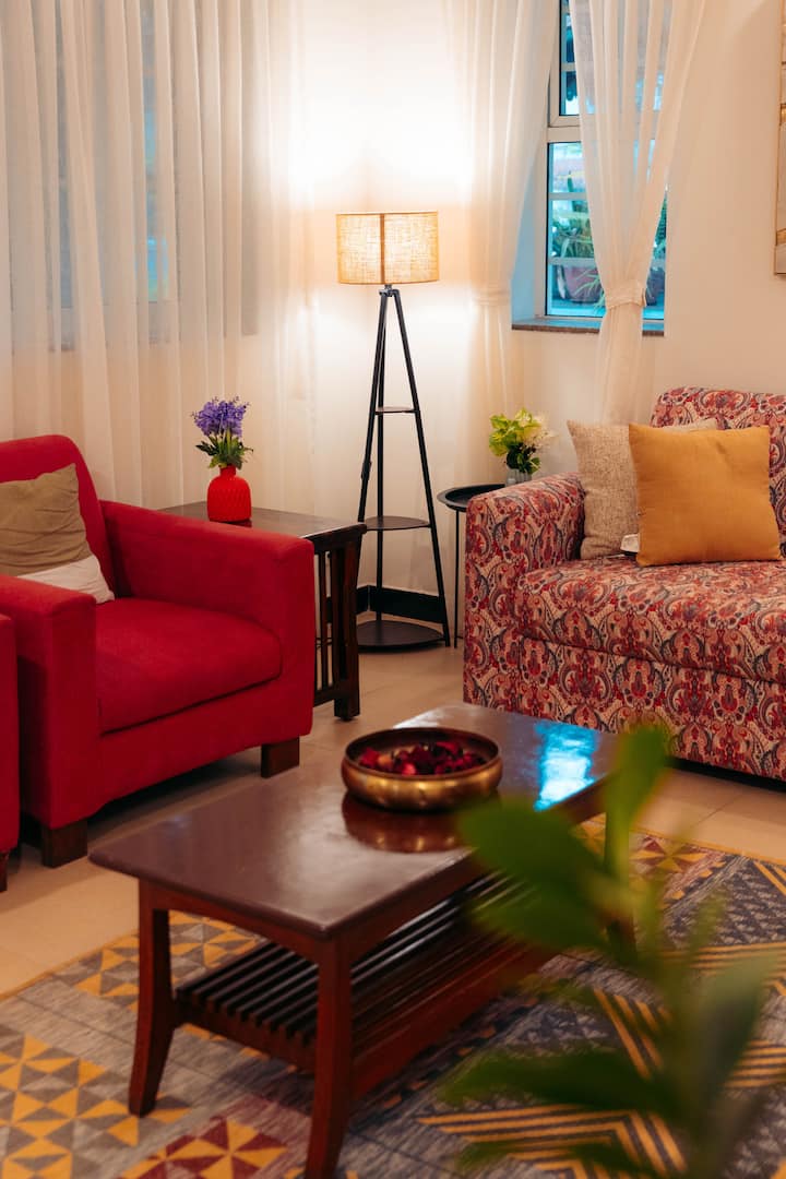 Living room image 4