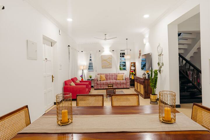 Living room image 5