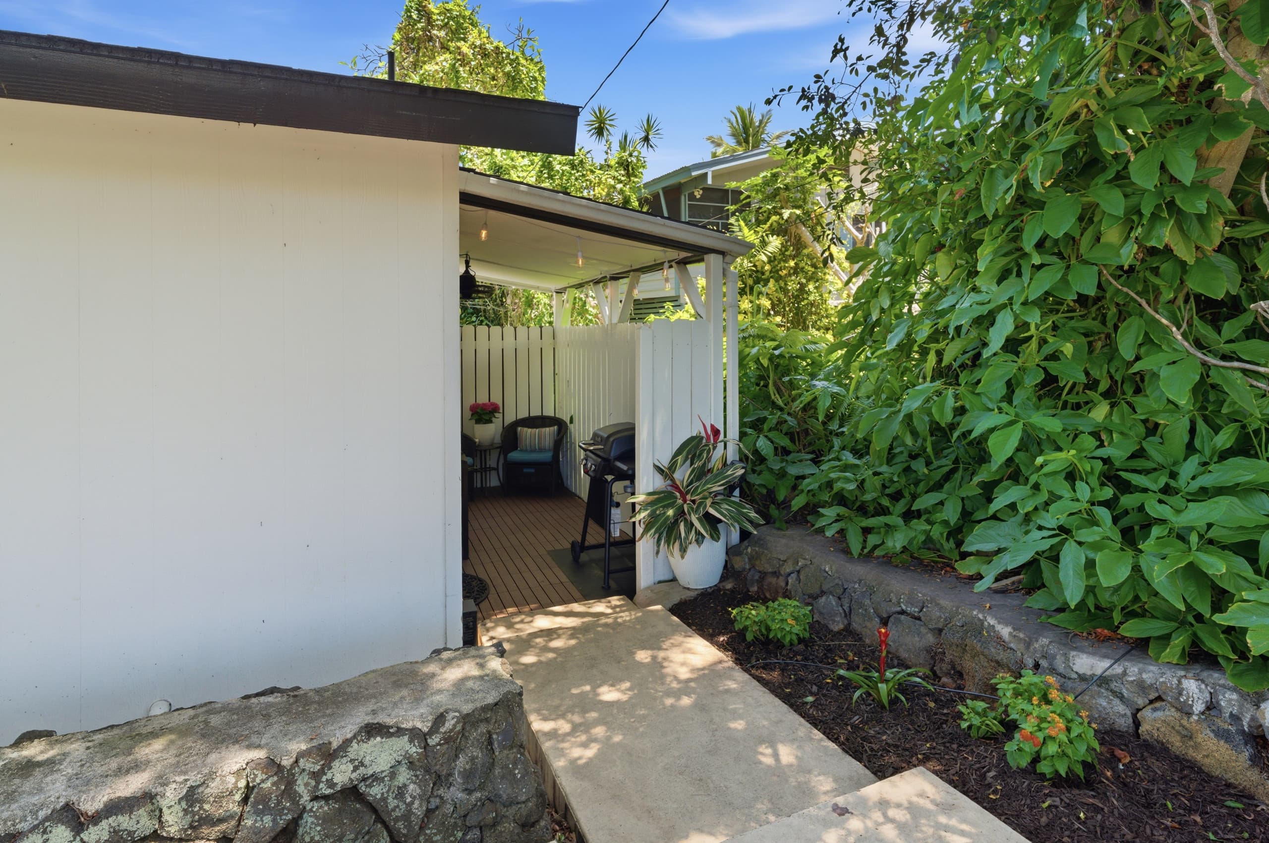 Guesthouse in Kailua-Kona · ★5.0 · Studio · 2 beds · 1 private bath - Image 15