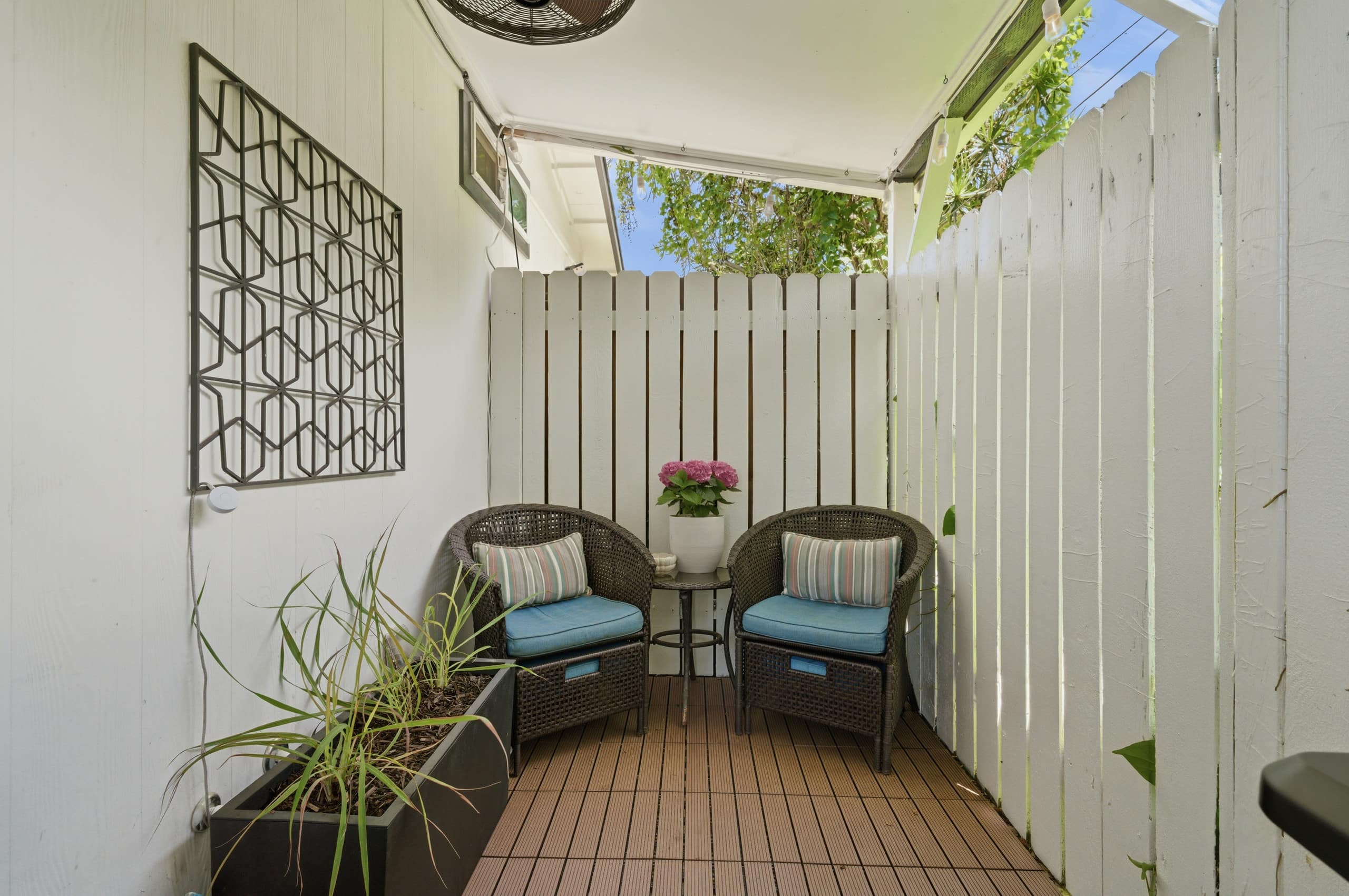 Guesthouse in Kailua-Kona · ★5.0 · Studio · 2 beds · 1 private bath - Image 11