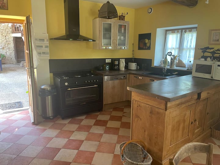 Gîte De Charme Au Pied Du Bugey - Ambérieu-en-Bugey