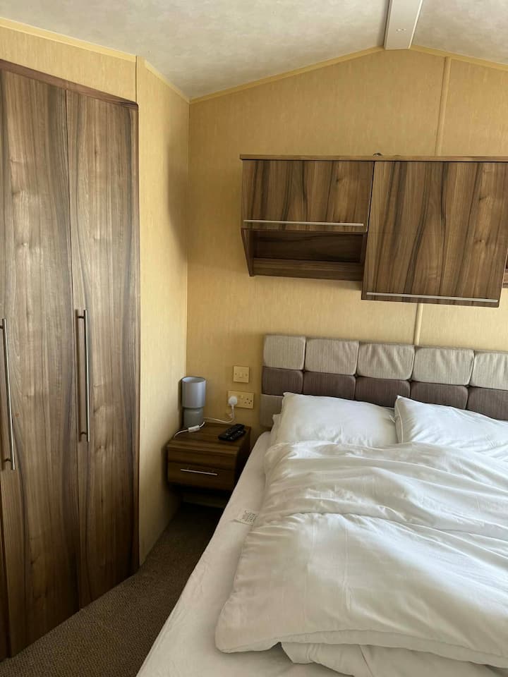 Dales 24, 2 Bedroom 6 Berth, Wi-fi, Pet Friendly - Withernsea