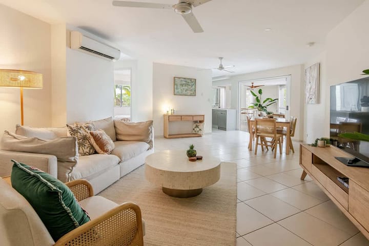 A Calm City Base | Cairns Cbd - Cairns