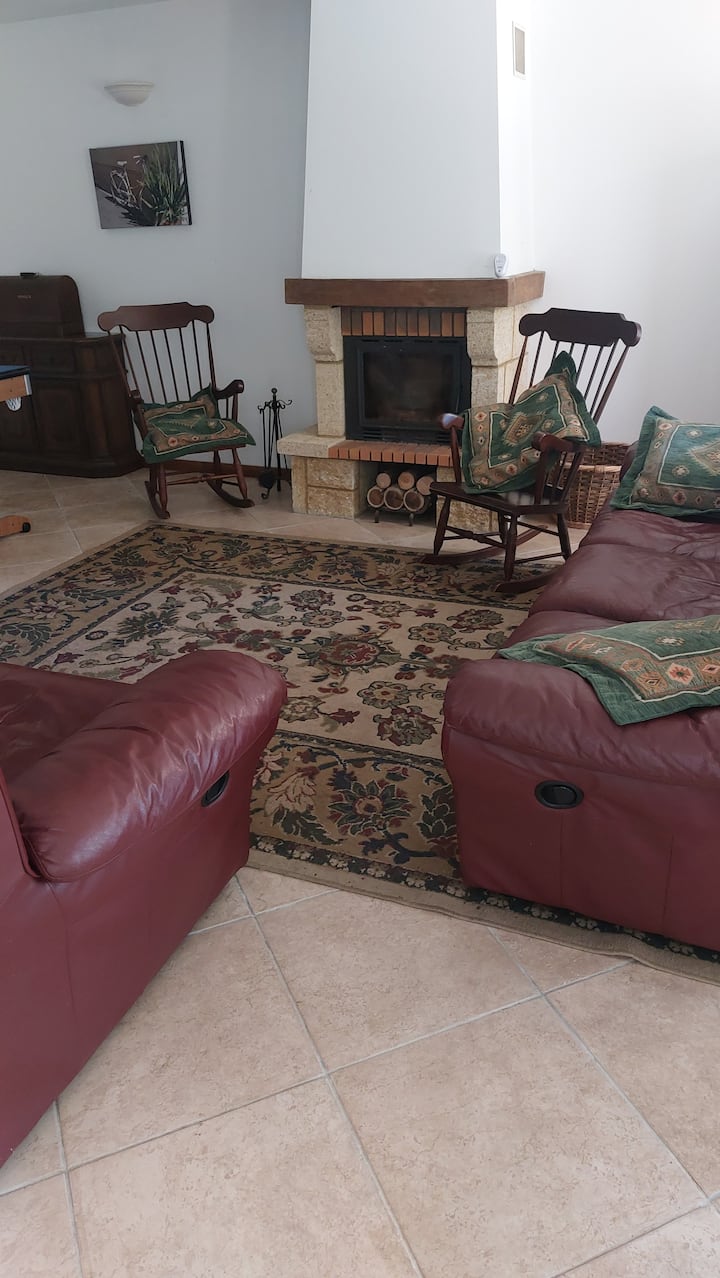 Tranquil Retreat In French Countryside - Saint-Léonard-des-Bois