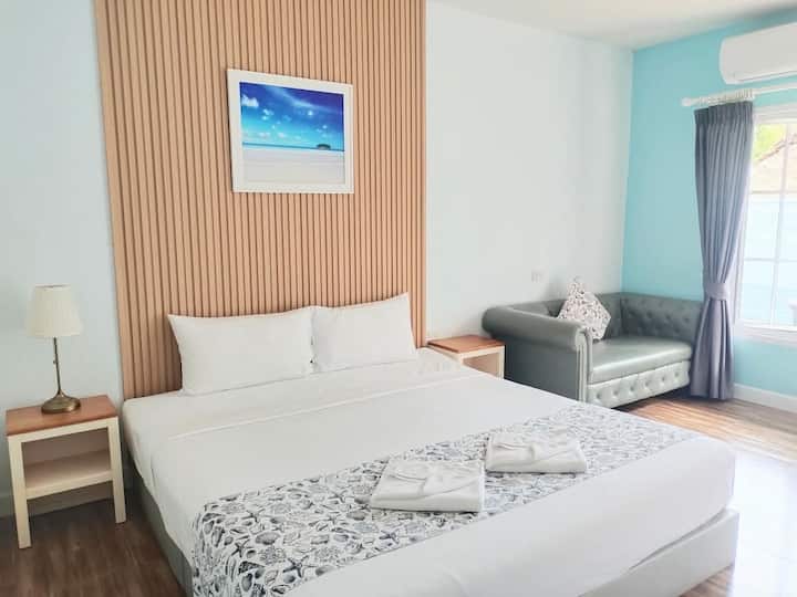 02  Blue Shore Cottage | Cozy Beach Stay - Sikao