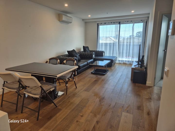 Geelong Waterfront 2bed2bath Apartment - Geelong