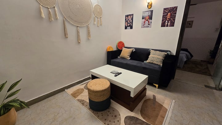 Chillax Pod Saket | 1 Bhk | Entire Unit | Calm - Delhi